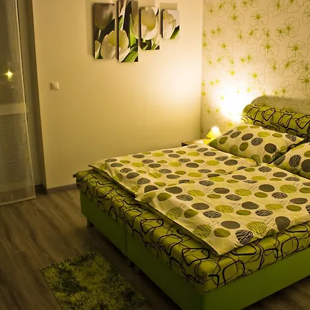 Goerfoel Velky Meder